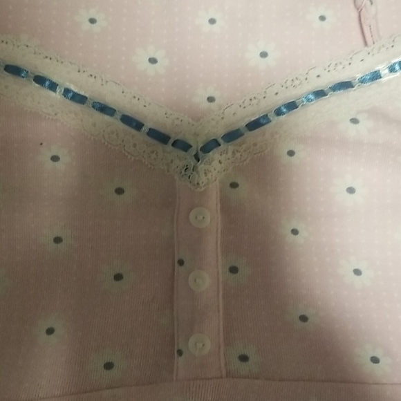 Tank top - Picture 2 of 3